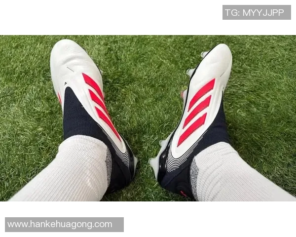 足球鞋与球星完美融合 精选球员上脚鞋款精彩展示